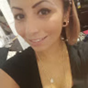 Meet your Posher, Stephanie